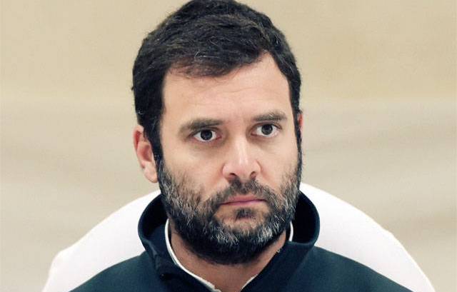 मोदी को जन्मपत्री निकालना और लोगों के बाथरूम में झांकना अच्छा लगता है: राहुल गांधी