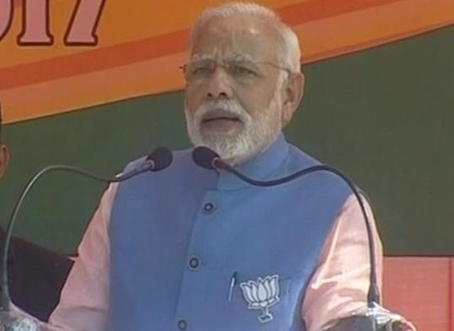 मोदी ने फिल्मी अंदाज में समझाया कांग्रेस-सपा गठबंधन, अखिलेश पर कुर्सी मोह का आरोप