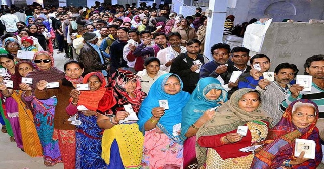 तीसरे चरण की वोटिंग पूरी, कई दिग्गज नेताओं किया मतदान