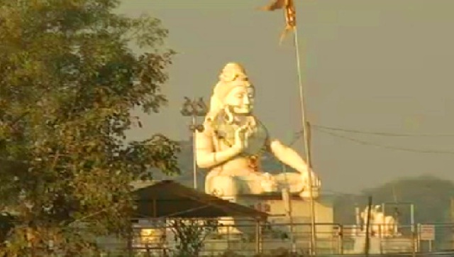 महाशिवरात्रि पर हटकेश्वर महादेव में हुई विशेष आरती