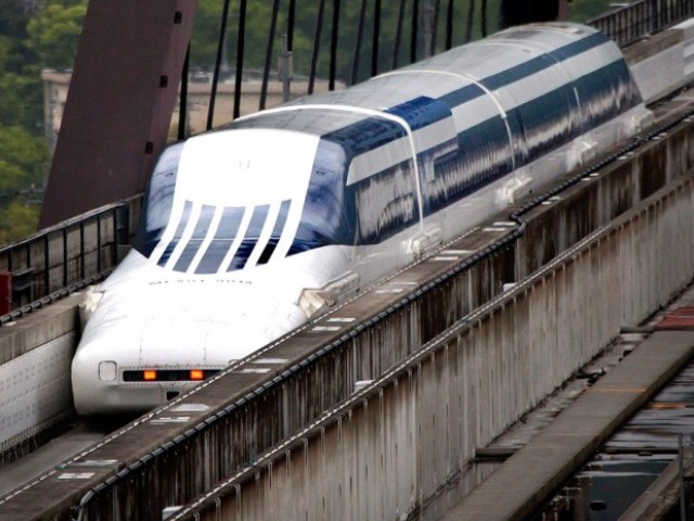 दिल्ली से मुंबई का सफर अब 60 मिनट में हो सकेगा तय…