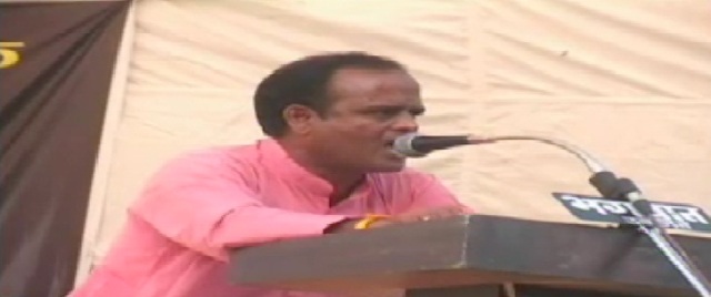 केरल के मुख्यमंत्री का सिर काटकर लाएगा, उसे 1 करोड़ का ईनाम – डाॅ. कुंदन चंद्रावत