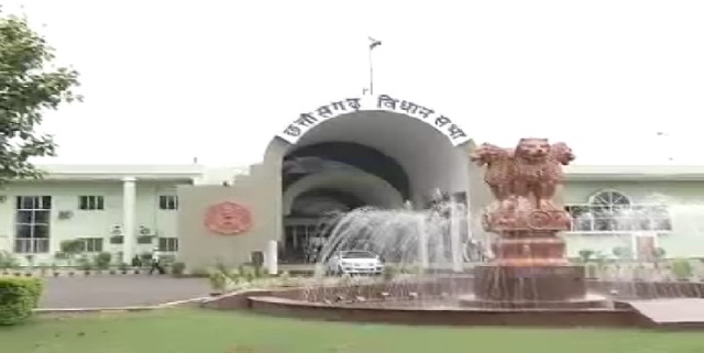 छग: किसानों के हिस्से का पानी उद्योगों को देने पर कांग्रेस का सदन से वाॅकआउट