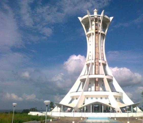 बलौदाबाजार: गुरू घासीदास की जन्मस्थली गिरौदपुरी पहुंच CM रमन सिंह ने किया गुरु दर्शन