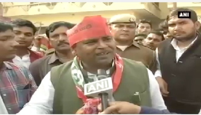 UP के पूर्व मंत्री और गैंगरेप के आरोपी गायत्री प्रजापति लखनऊ से गिरफ्तार