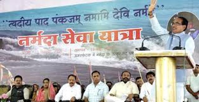 नर्मदा से रेत का अवैध उत्खनन और परिवहन नहीं होने देगें – शिवराज सिंह चैहान