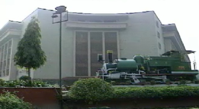 इस बार राजधानी रायपुर में आयोजित होगा रेल अवार्ड कार्यक्रम…