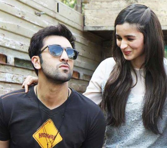 फिल्म सुपरहीरो में पहली बार साथ नजर आएंगे रणबीर-आलिया