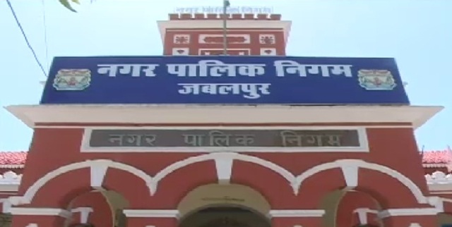 निगम दे रहा बहुमंजिला इमारत बनाने की अनुमति, लेकिन अग्निशमन की नहीं कोई व्यवस्था