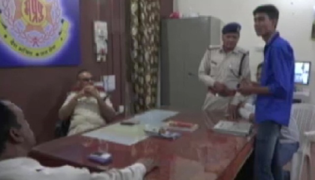 पेपर लीक मामले में पुलिस हिरासत में 3 छात्र