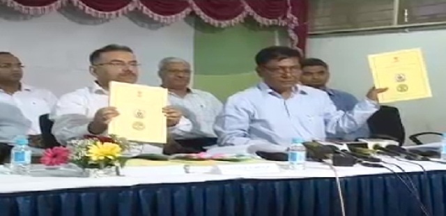 मप्र: CAG की रिपोर्ट पेश, व्यापमं में हुआ फर्जीवाड़ा सरकार की मंशा पर भी सवाल