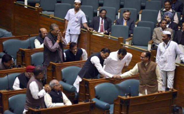 मप: विस में आवास गारंटी विधेयक पास 2022 तक प्रदेश के हर व्यक्ति को घर, CM बोले आज का दिन ऐतिहासिक