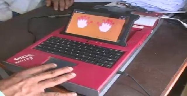 PDS ने बढ़ाई राशन कार्डधारियों की मुसीबत, कभी सर्वर डाउन तो कभी फिंगर प्रिंट मैच नहीं