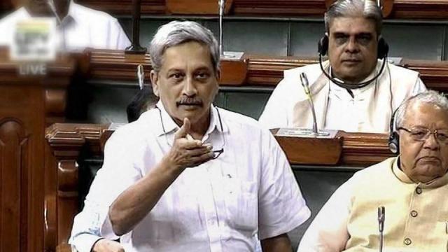 गोवा में भाजपा की सरकार बनने के लिए दिग्विजय सिंह को शुक्रिया – मनोहर पर्रिकर