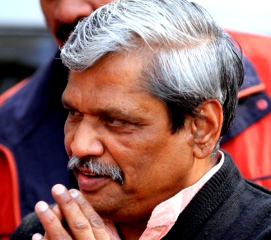 ‘मशीन में गड़बड़ी हो सकती है, जनता के मन में नहीं होनी चाहिए गड़बड़ी’: प्रभात झा