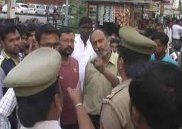 अहमदाबाद में लेडी सिंघम से बदमाश हैं खौफ़ज़दा…