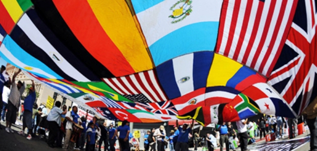 कम्प्यूटर प्रोग्रामर H-1B वीजा के लिए योग्य नहीं, इमिग्रेशन पर सख्त ट्रंप सरकार