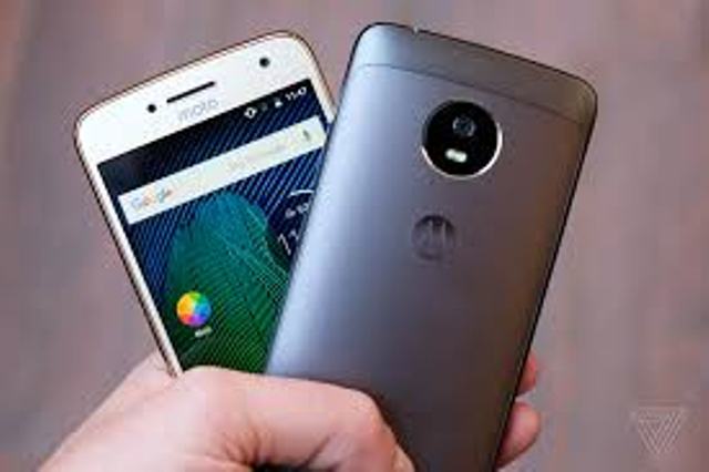 मोटोरोला ने अपना नया स्मार्ट फोन Moto G5 लॉन्च किया