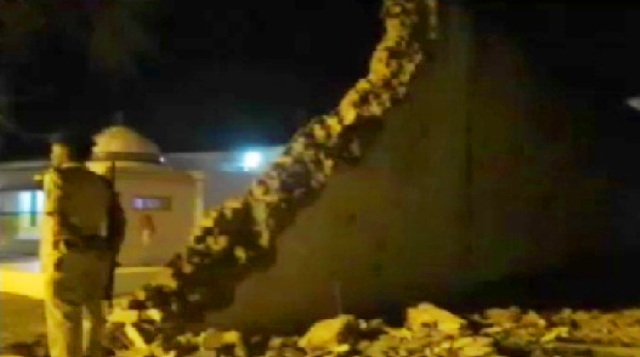 विदिशा में अचानक ढह गई जिला जेल की 25 फीट ऊंची दीवार …घटना से प्रशासन में हड़कंप