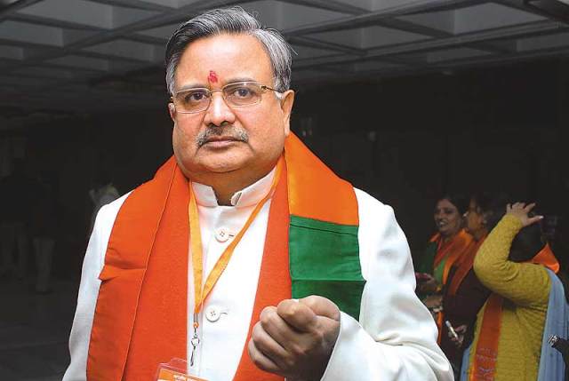 कोचिए शराब बेचना बंद करेंगे तो दूध के कारोबार से जोड़ेंगे नहीं तो उल्टा टांग देंगे – रमन सिंह
