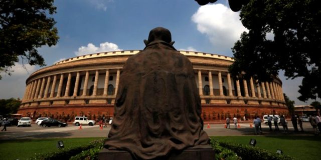संसद परिसर में बजा हमले के अलर्ट का अलार्म, सांसदों में हड़कंप