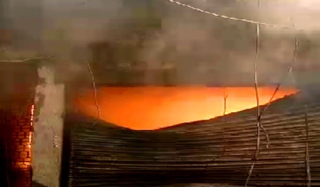 FSL की टीम ने किया तुलसी लाॅज का निरीक्षण