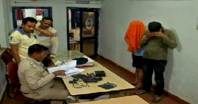 IPL में सट्टा लगाते दो सटोरिए गिरफ्तार, 50 लाख की सट्टा पट्टी, 48 हजार कैश ज़ब्त