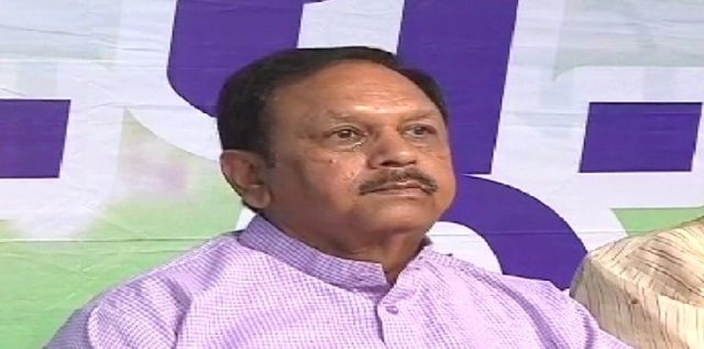 भोपाल: जब मंच पर रो पडे कांग्रेस के दिग्गज नेता सुरेश पचौरी, जानिए पूरा मामला