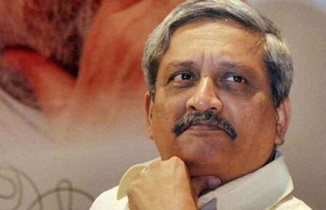 कुलभूषण मामले में पाकिस्तान खेल रहा खतरनाक खेल, हमने कार्रवाई की तो मुकाबला नहीं कर पाएगा – पर्रिकर