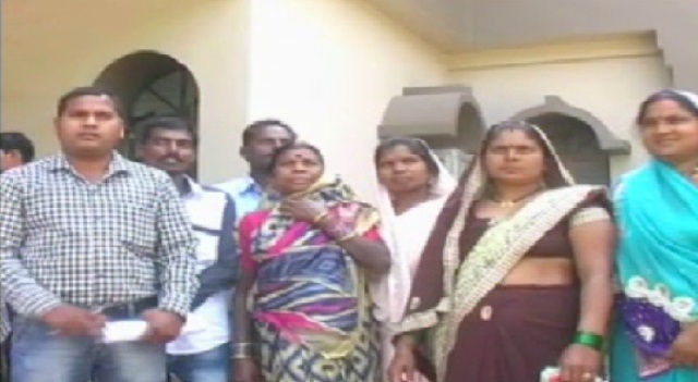 धमतरी में सरपंच-सचिव पर ग्रामीणों का गंभीर आरोप, अबतक शौचालय निर्माण की राशि का नहीं किया भुगतान