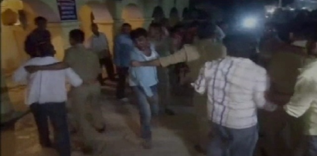 UP : जमीन विवाद में पुलिस चौकी के सामने महिला की हत्या