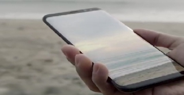 न्यूयॉर्क में सैमसंग S8 लॉन्च …पानी और धूल का नहीं होगा फोन पर असर