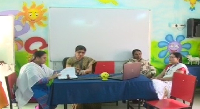 भोपाल के एक सरकारी स्कूल में अमेरिका के शिक्षक छात्रों को LIVE पढ़ाएंगे..