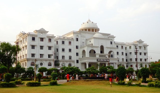 रायपुर MIC के बैठक में लिए गए कई अहम फैसले, स्वसहायता समूह से डोर-टू-डोर होगी वसूली