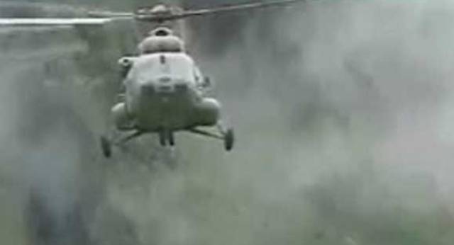 सुकमा के चिंतागुफा कैंप में CRPF अफसरों का हेलीकॉप्टर लैंडिंग के दौरान हुआ था क्रैश.. देखें वीडियो