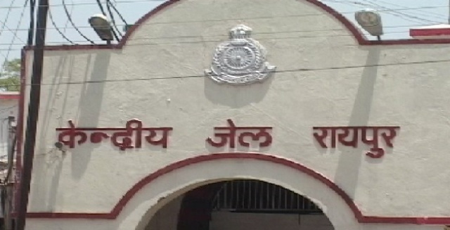 डिप्टी जेलर वर्षा डोंगरे का नक्सलवाद के उपर फेसबुक पर किया गया पोस्ट बना चर्चा का विषय