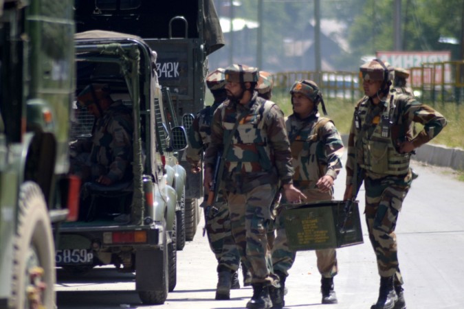 नक्सलियों के खिलाफ कार्रवाई के लिए फ़ोर्स का आना शुरू…