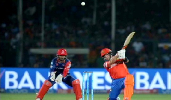 IPL-10: दिल्ली ने गुजरात को 2 विकेट से हराया