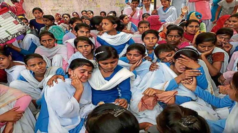 रेवाड़ी की छोरियों के आगे झुकी खट्टर सरकार, स्कूल को किया अपग्रेड