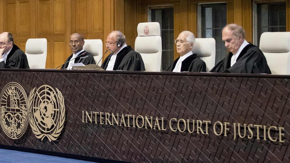 ICJ में पाकिस्तान की हार, जाधव की फांसी पर लगी रोक