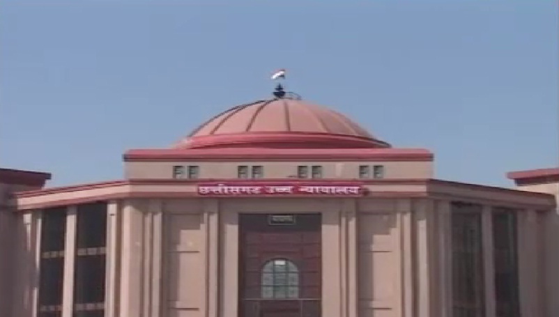 पोड़ियम पंडा ने हाईकोर्ट में कबूली पुलिस के सामने सरेंडर की बात 