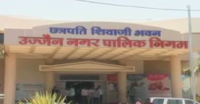 फर्जी मृत्यु प्रमाण पत्र से निकाली कई मजदूरों की बीमा राशि