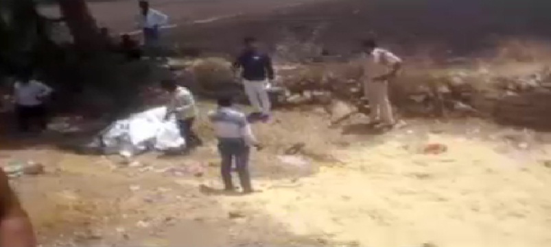 दर्दनाक हादसा ट्रैक्टर ट्रॉली पलटने से 11 लोगों की मौत