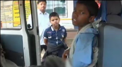 बच्ची के हाथ में गैंग्रीन फैलने का मामला, मंत्री फग्गन सिंह कुलस्ते ने दिए जांच और कार्रवाई के आदेश