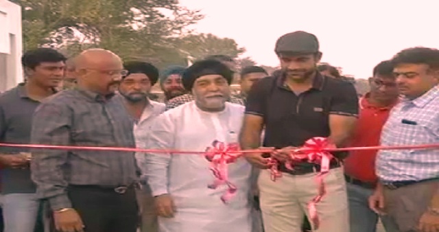 बरमू़डा: क्रिकेट मैदान में बरसे लात-घूसे