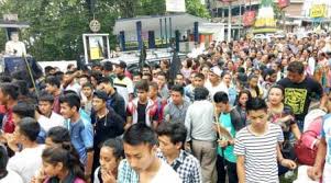 दार्जिलिंग: गोरखा जनमुक्ति मोर्चा के कार्यालय पर छापे के बाद बिगड़े हालात
