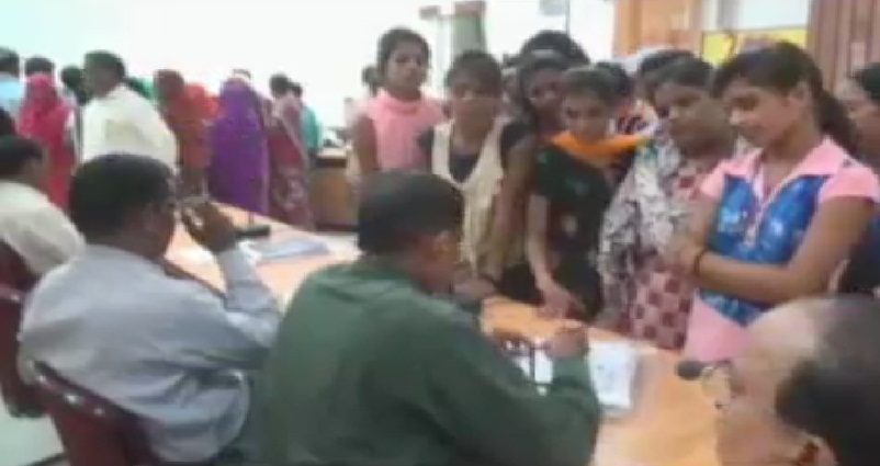 मंडला: 50 अशासकीय शालाओं की अचानक मान्यता रद्द, परेशान हो रहे छात्र 