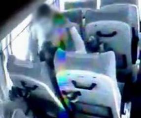 बीजेपी नेता का चलती बस में सेक्स वीडियो हुआ वायरल