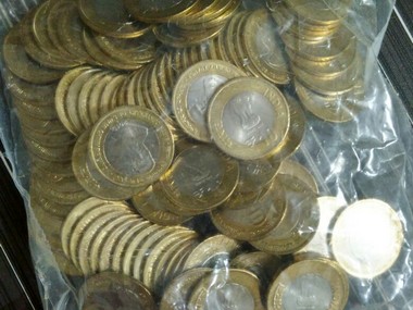 6.50 करोड़ के नकली सिक्के बनाने वाले दो भाई गिरफ्तार