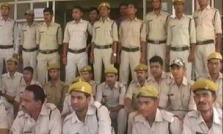 पंचायत CEO की तानाशाही, बुजुर्ग होमगार्ड को दी ऐसी सजा…